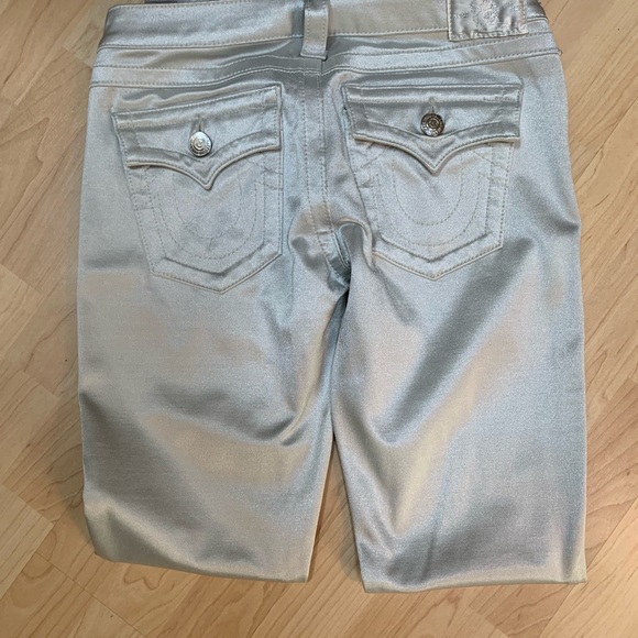 The most stylish silver shiny denim - soooo cute! - Picture 4 of 4